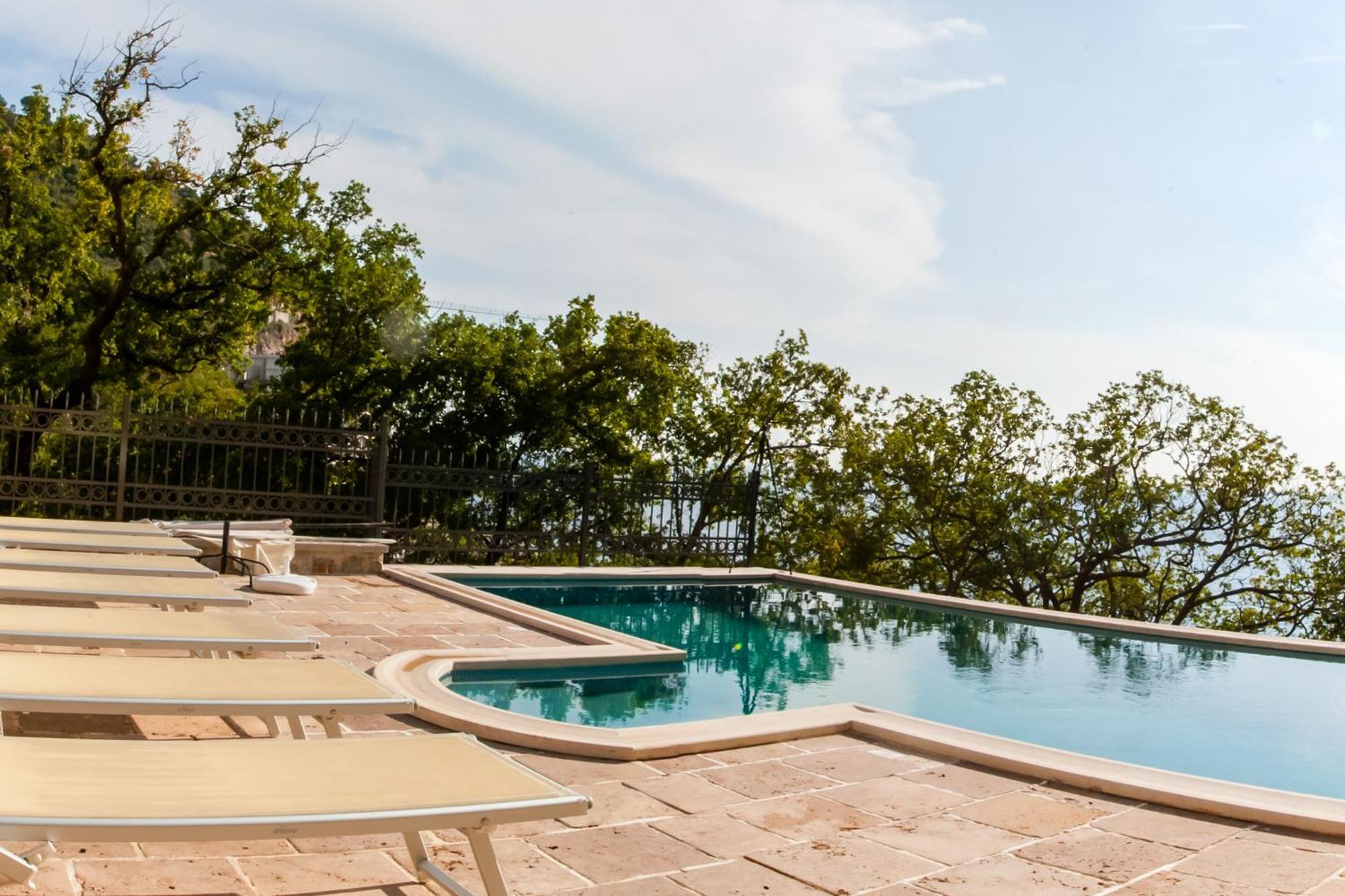 Apartments Pietra Mare Petrovac Exterior photo