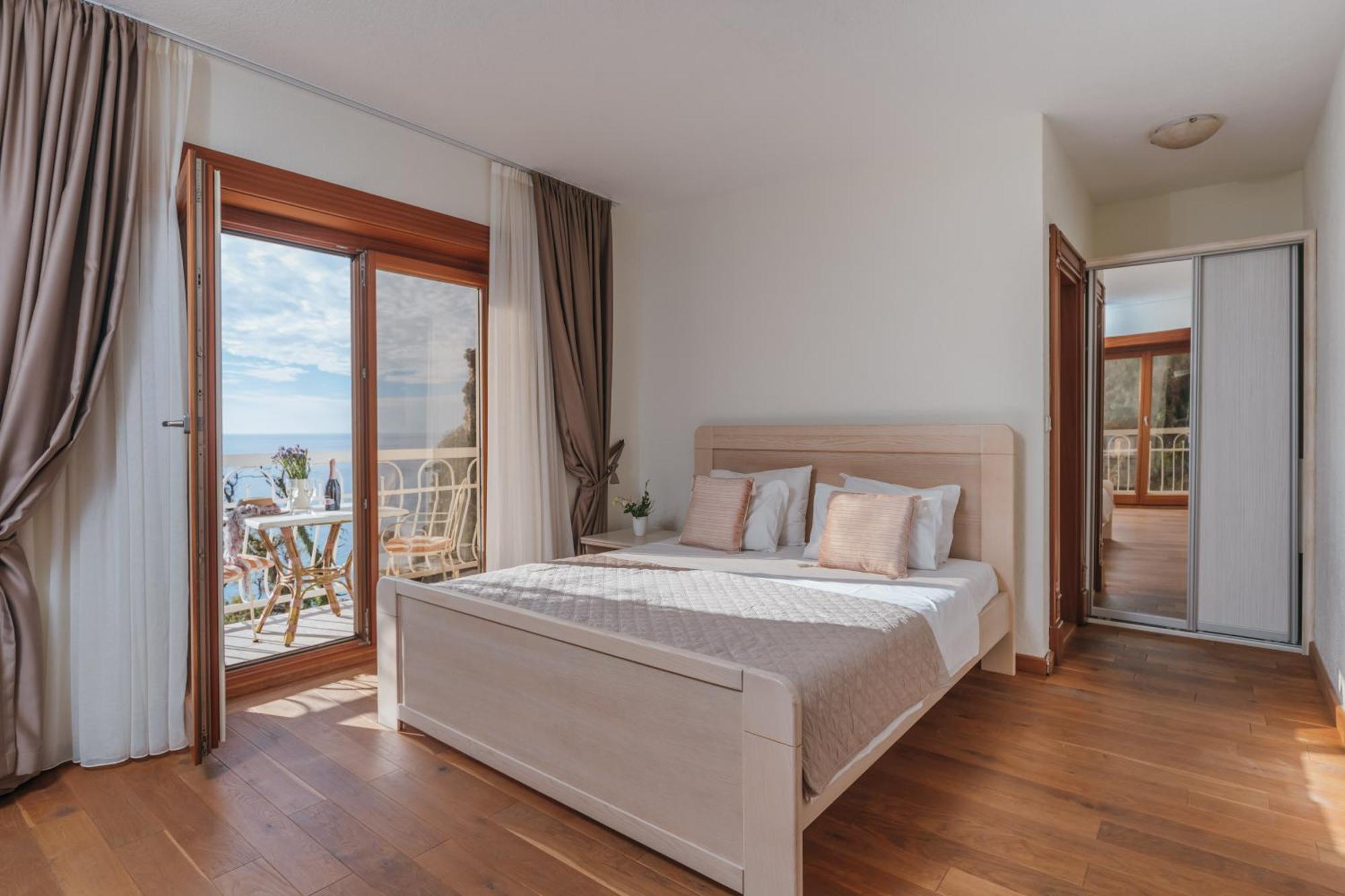 Apartments Pietra Mare Petrovac Exterior photo